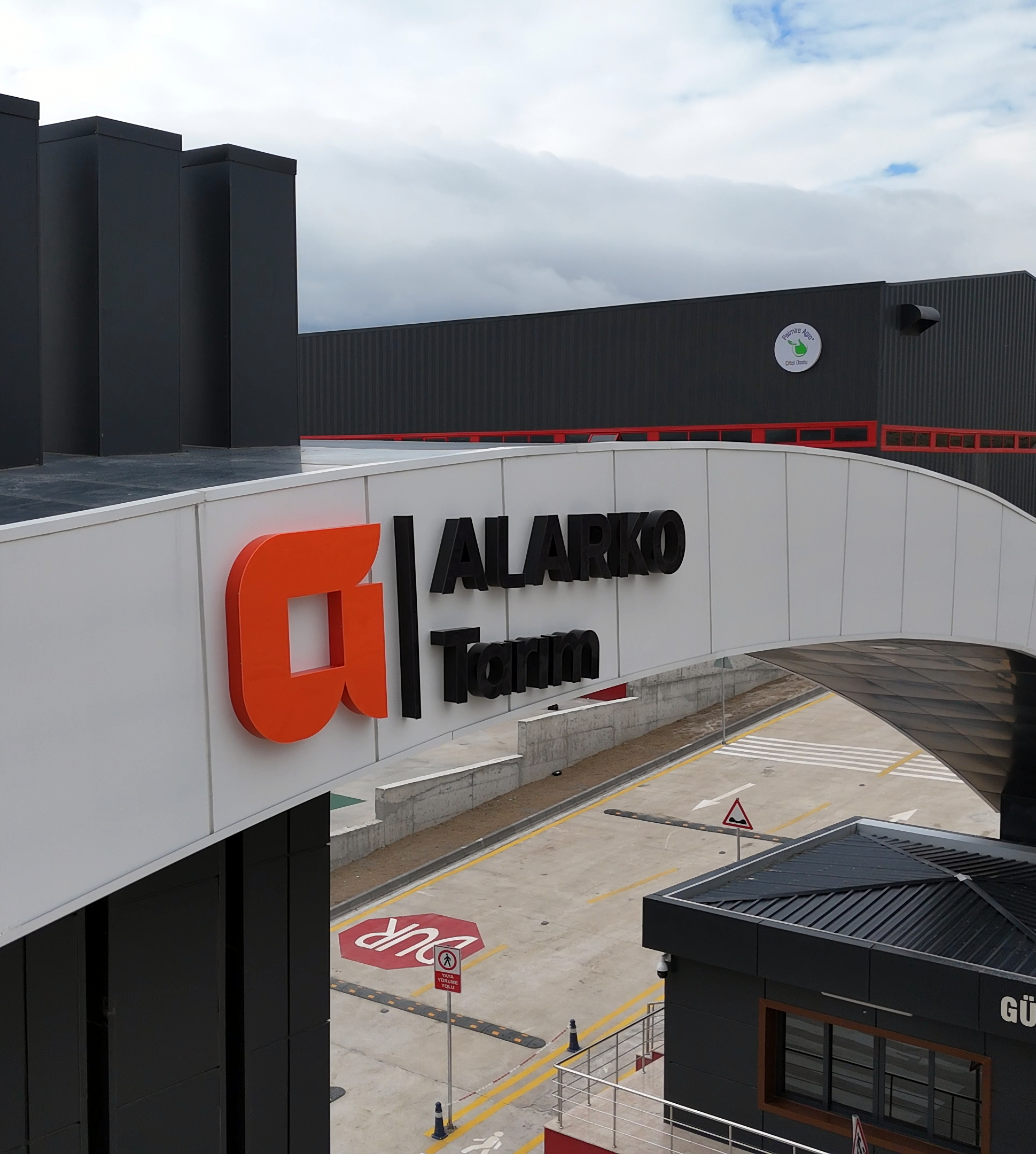 DJI 20241002154554 0040 D.MP4 Snapshot 00.02.298 Copy